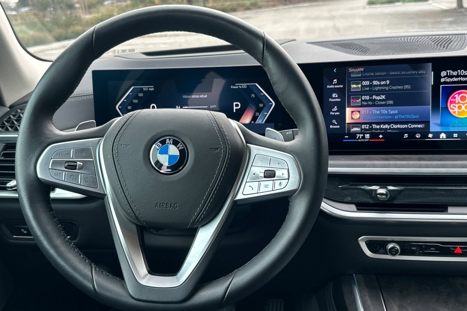 Used 2025 BMW X7 xDrive40i w/ Premium Package image 18