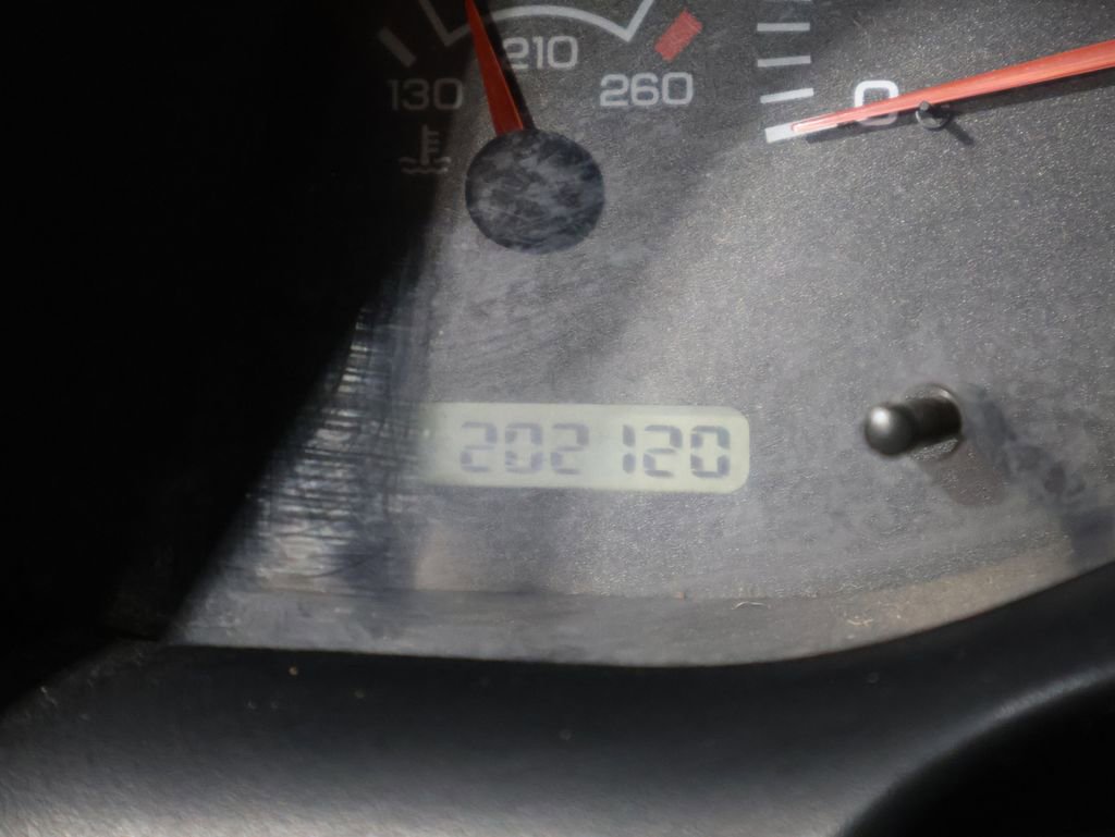 Used 1998 Dodge Ram 1500 Truck ST image 30