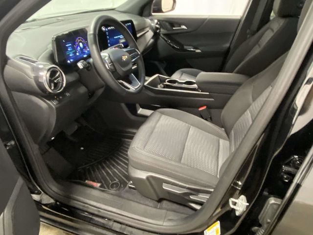 Used 2025 Chevrolet Equinox LT image 11