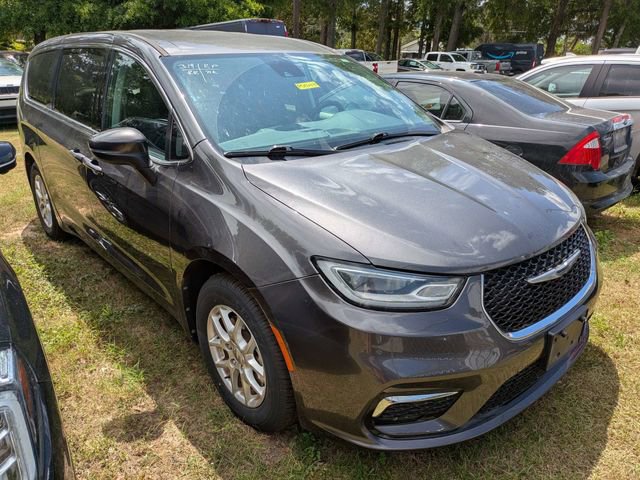 Used 2023 Chrysler Pacifica Touring-L