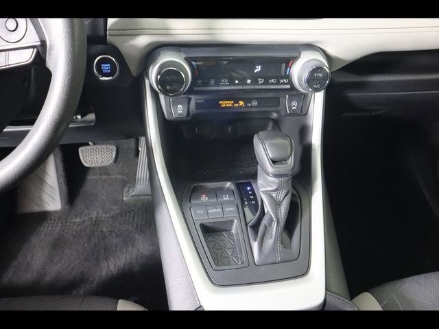 Used 2021 Toyota RAV4 XLE w/ Convenience Package image 29