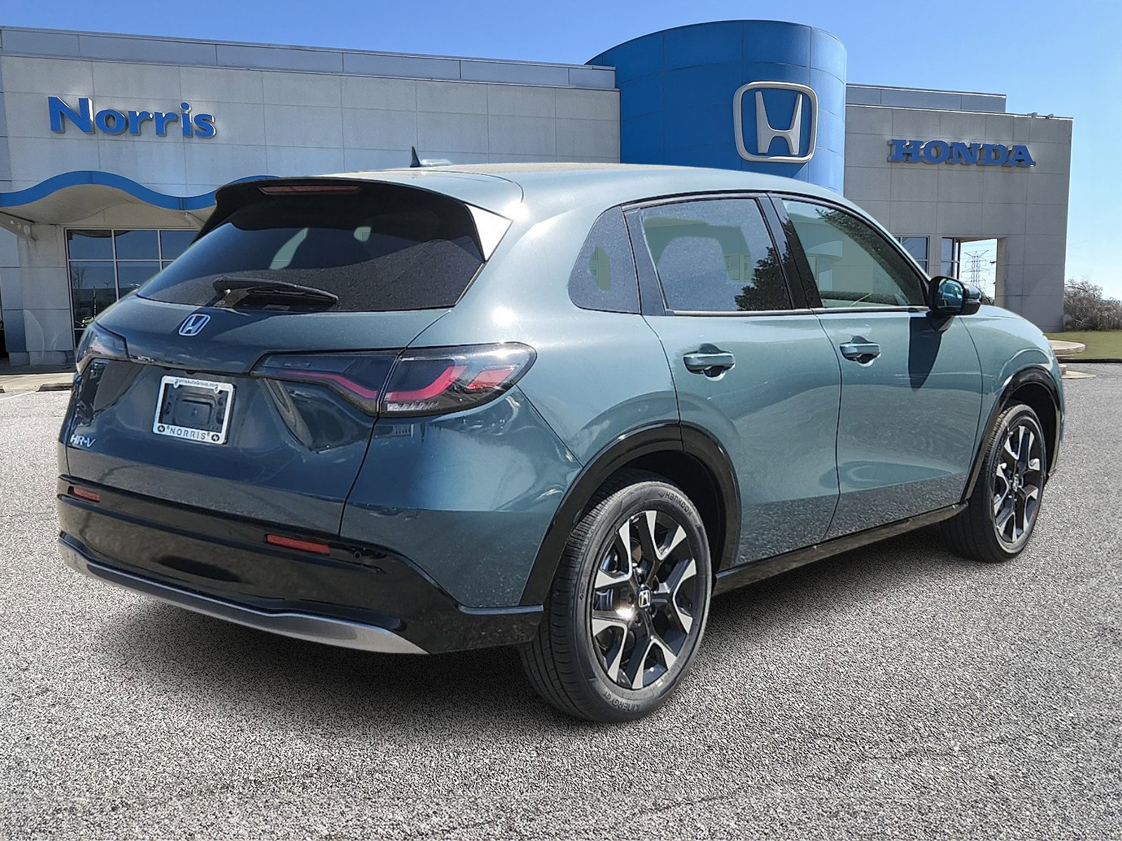 New 2026 Honda HR-V EX-L image 4