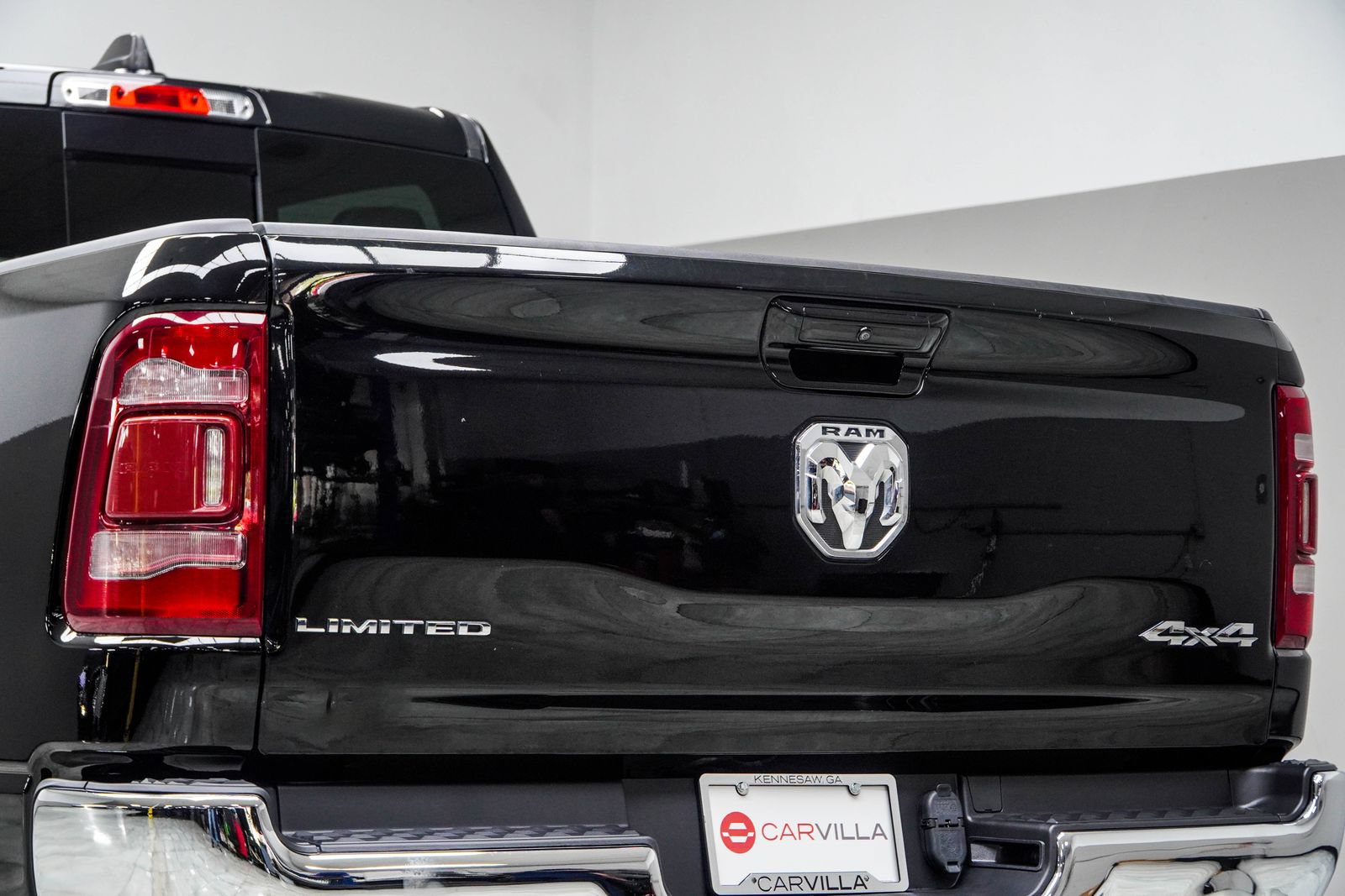 Used 2023 RAM 1500 Limited AWD/4WD image 12