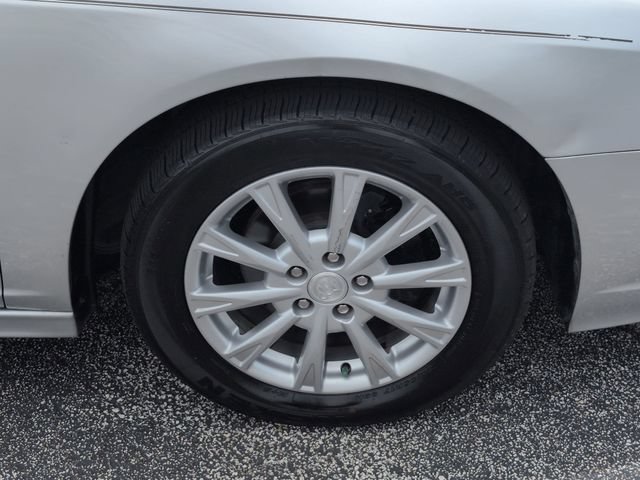 Used 2011 Buick Lucerne CXL w/ Driver Confidence Package FWD image 27