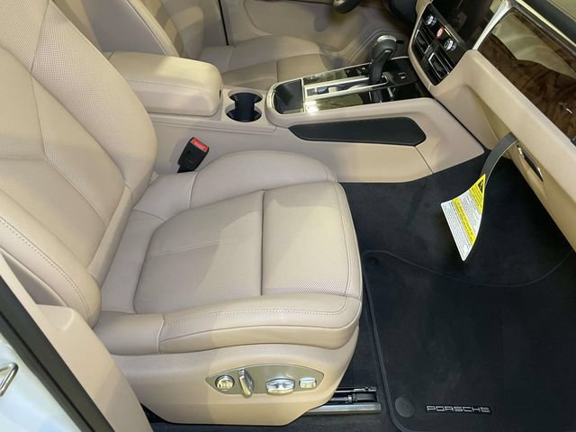 New 2026 Porsche Macan S AWD/4WD image 24