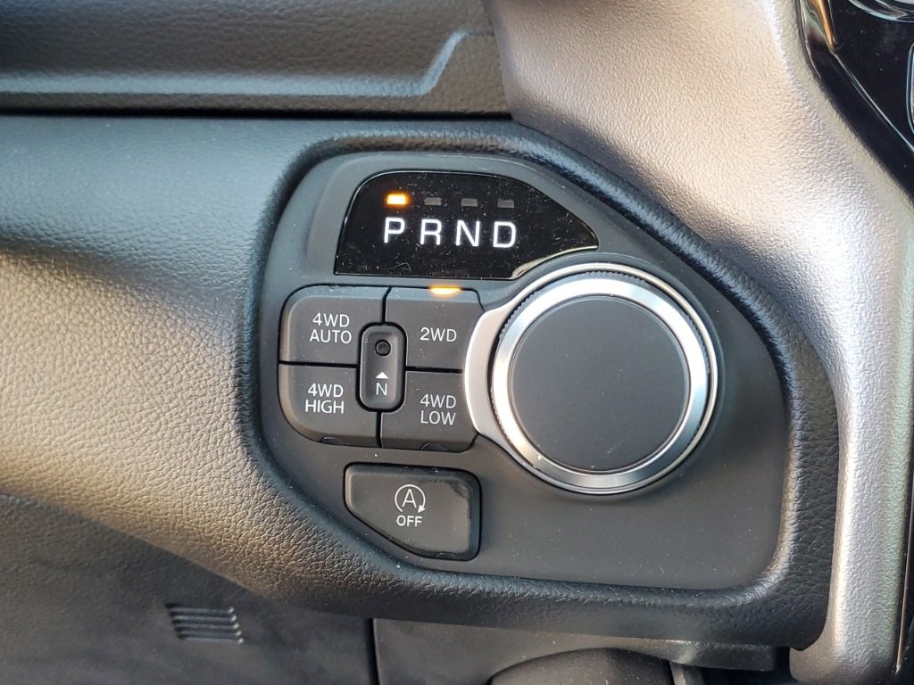 New 2026 RAM 1500 4x4 Crew Cab image 18