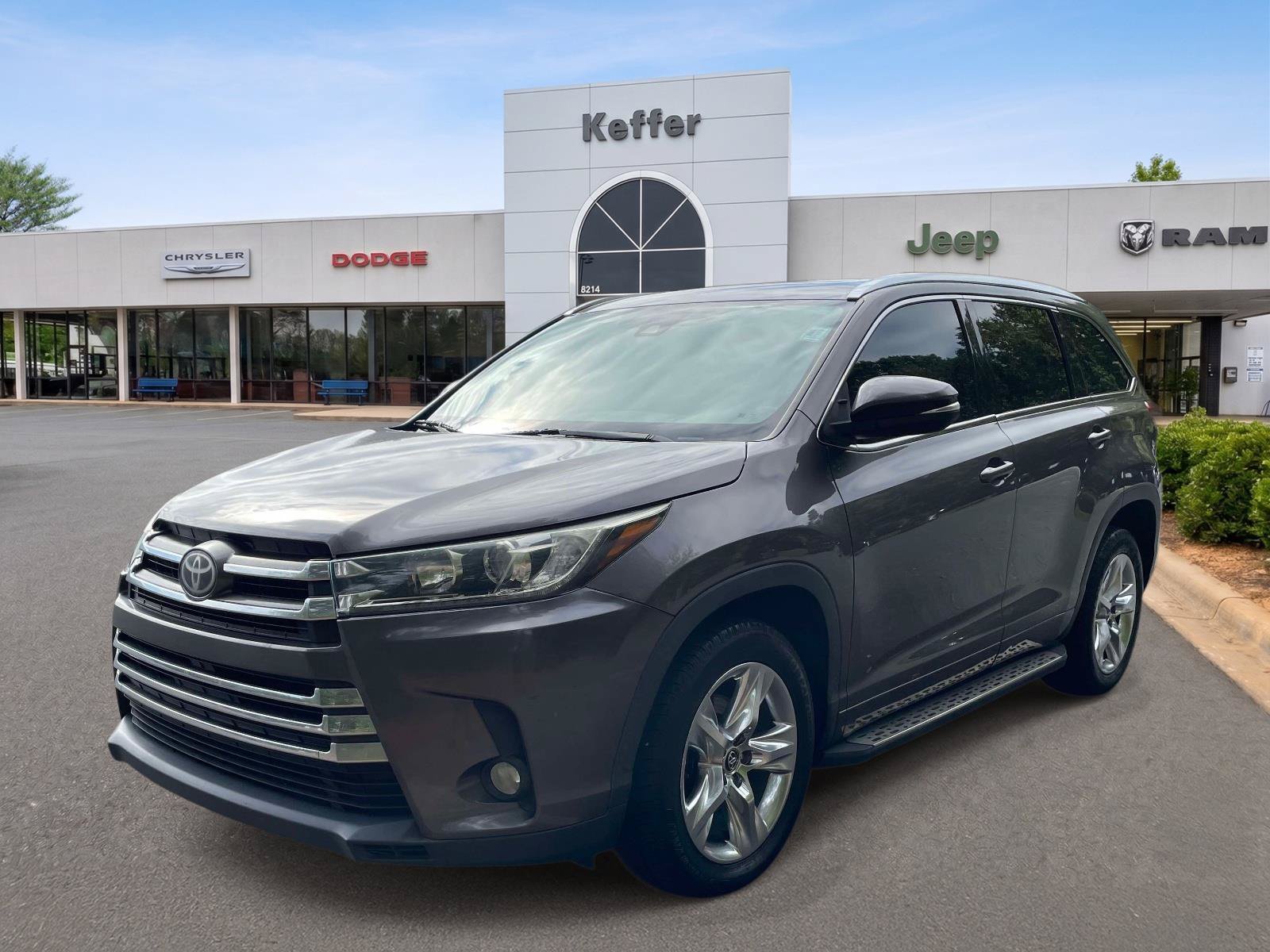 Used 2017 Toyota Highlander Limited