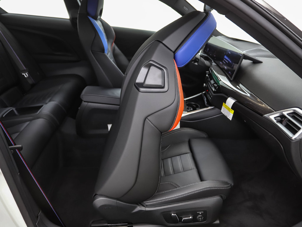 New 2026 BMW M2 w/ Lighting Package RWD image 29