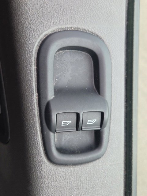 Used 2020 Ford Transit 150 XLT RWD image 15