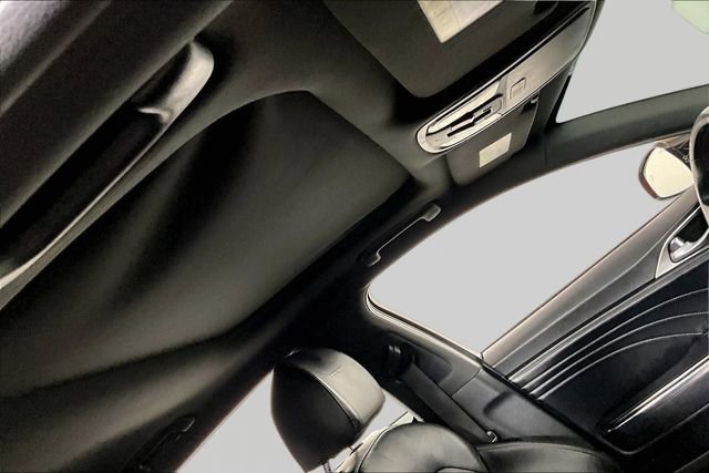 Used 2022 Kia Stinger GT2 RWD image 26