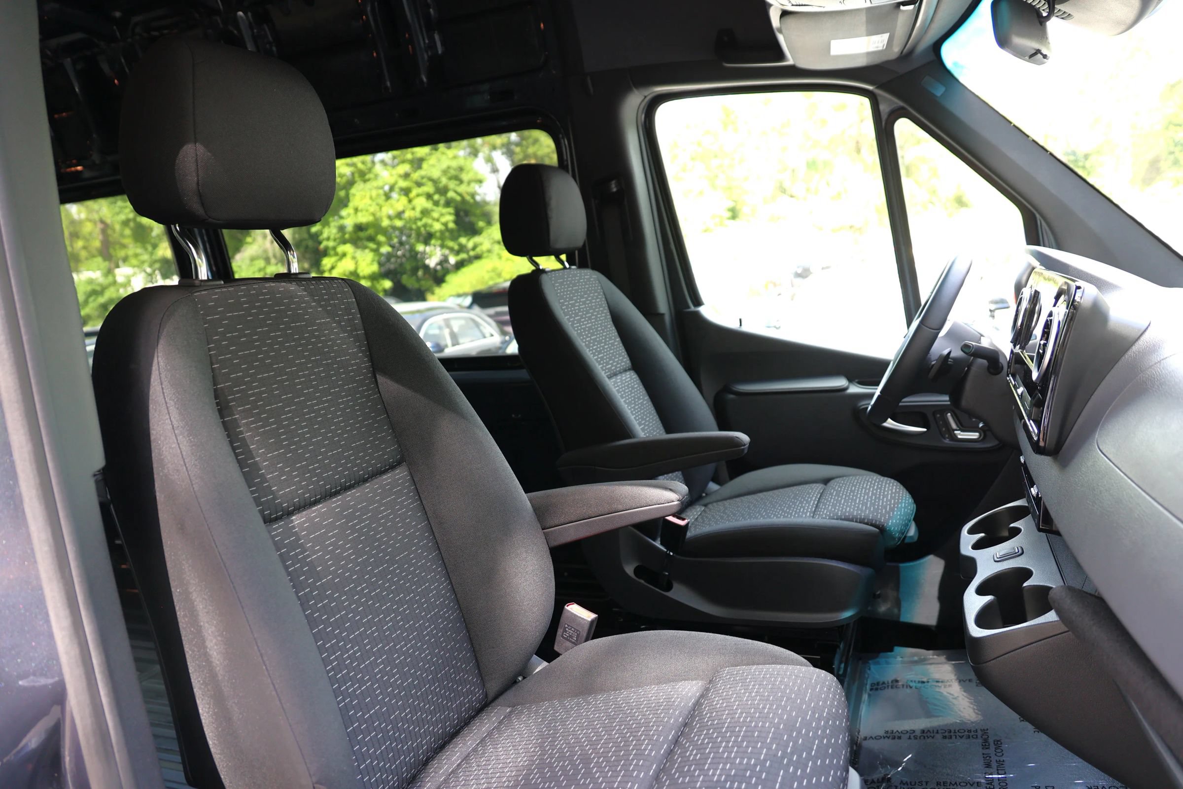 Used 2024 Mercedes-Benz Sprinter 3500 w/ Parking Package image 41