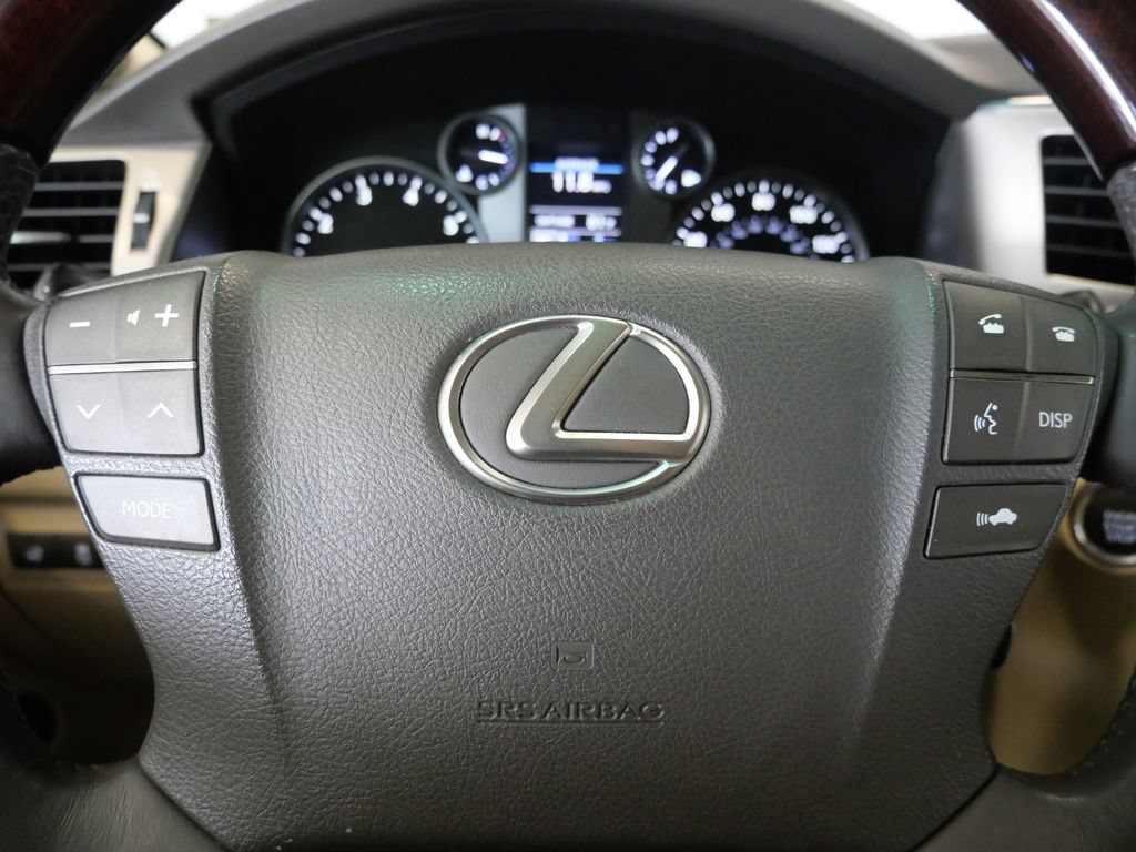 Used 2014 Lexus LX 570 4WD image 18