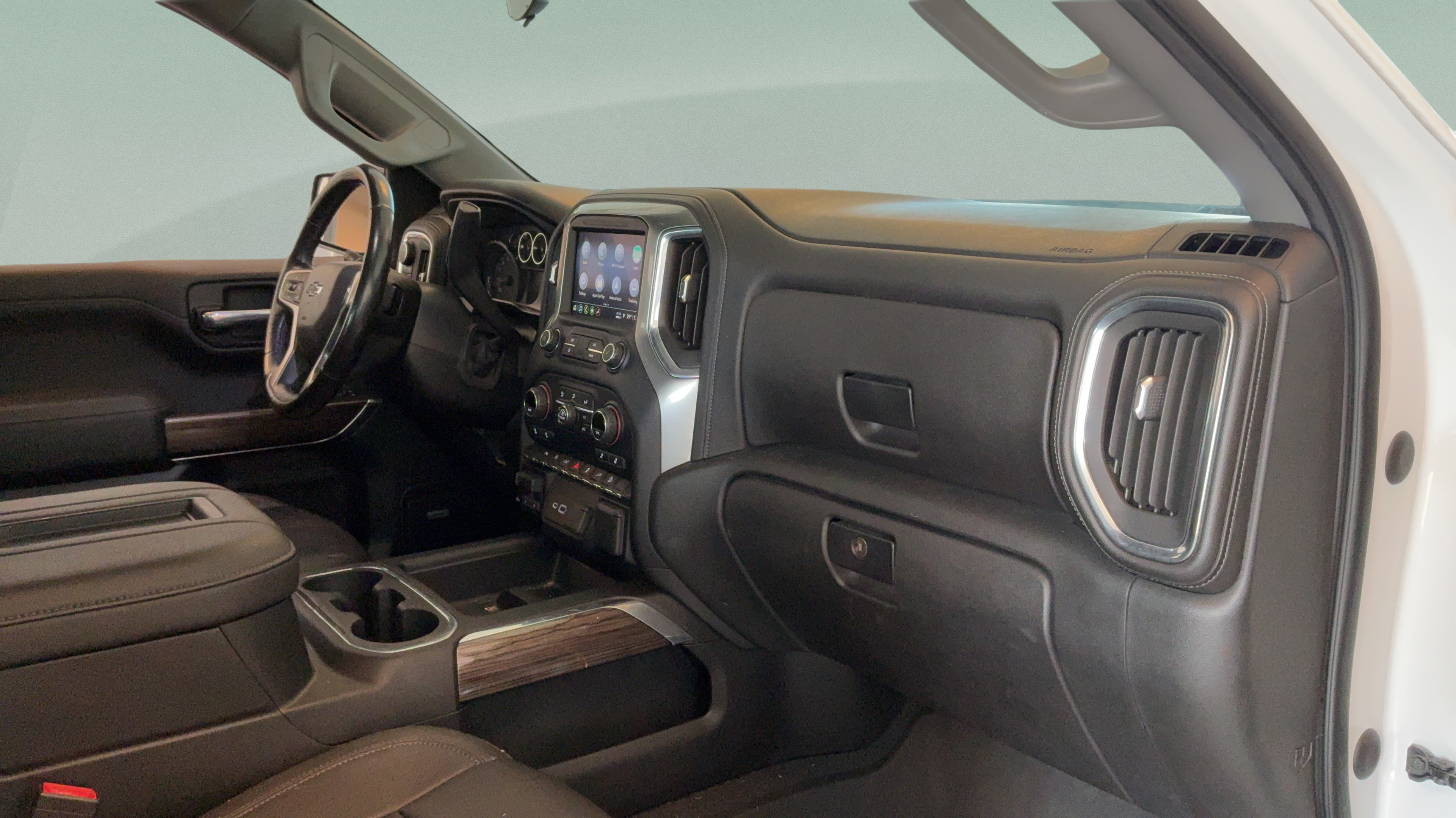 Used 2021 Chevrolet Silverado 1500 LT Trail Boss w/ Convenience Package II AWD/4WD image 38
