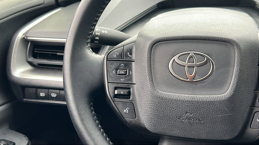 Used 2024 Toyota Prius LE image 25
