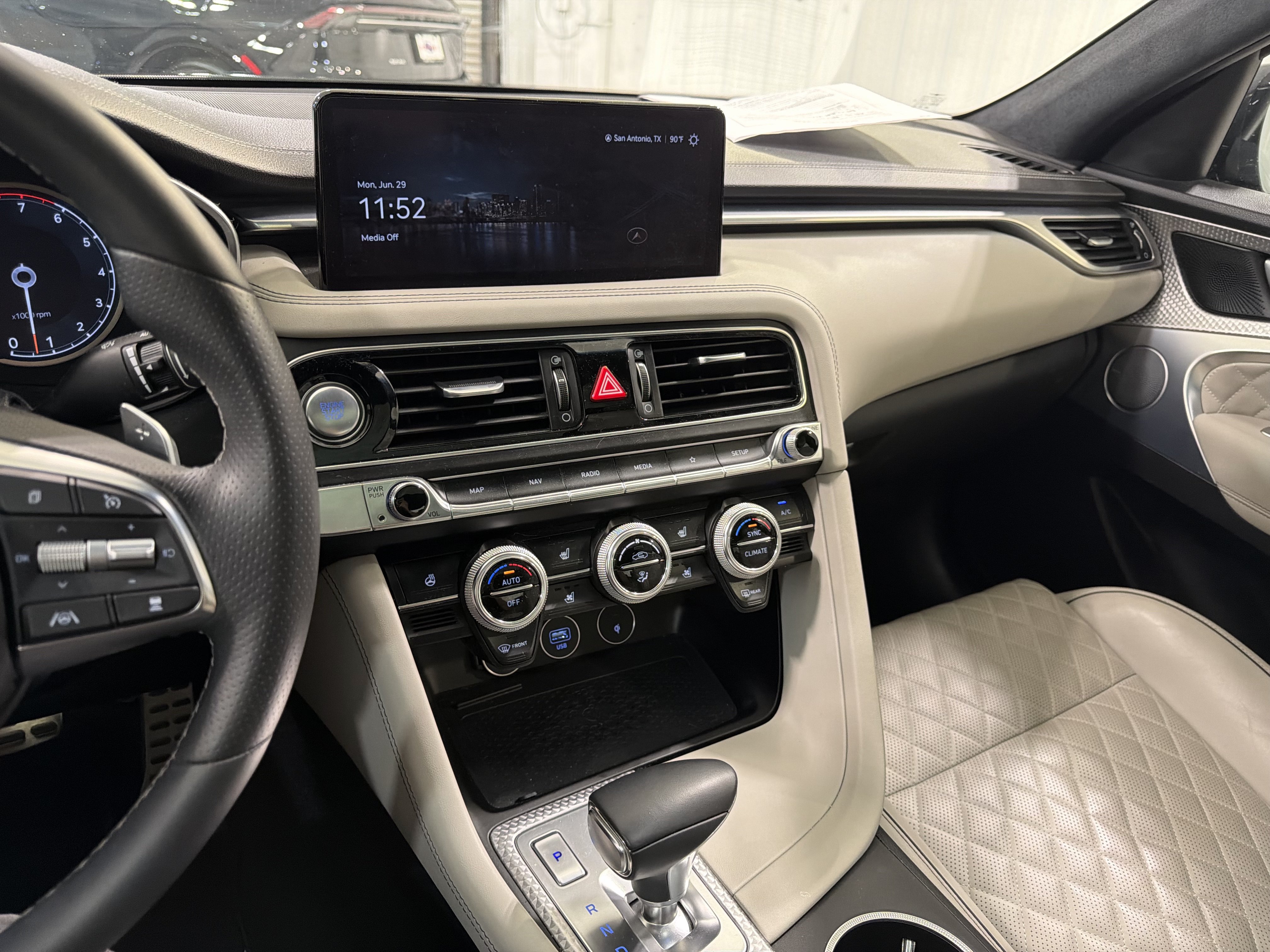 Used 2023 Genesis G70 3.3T w/ Sport Prestige Package RWD image 15