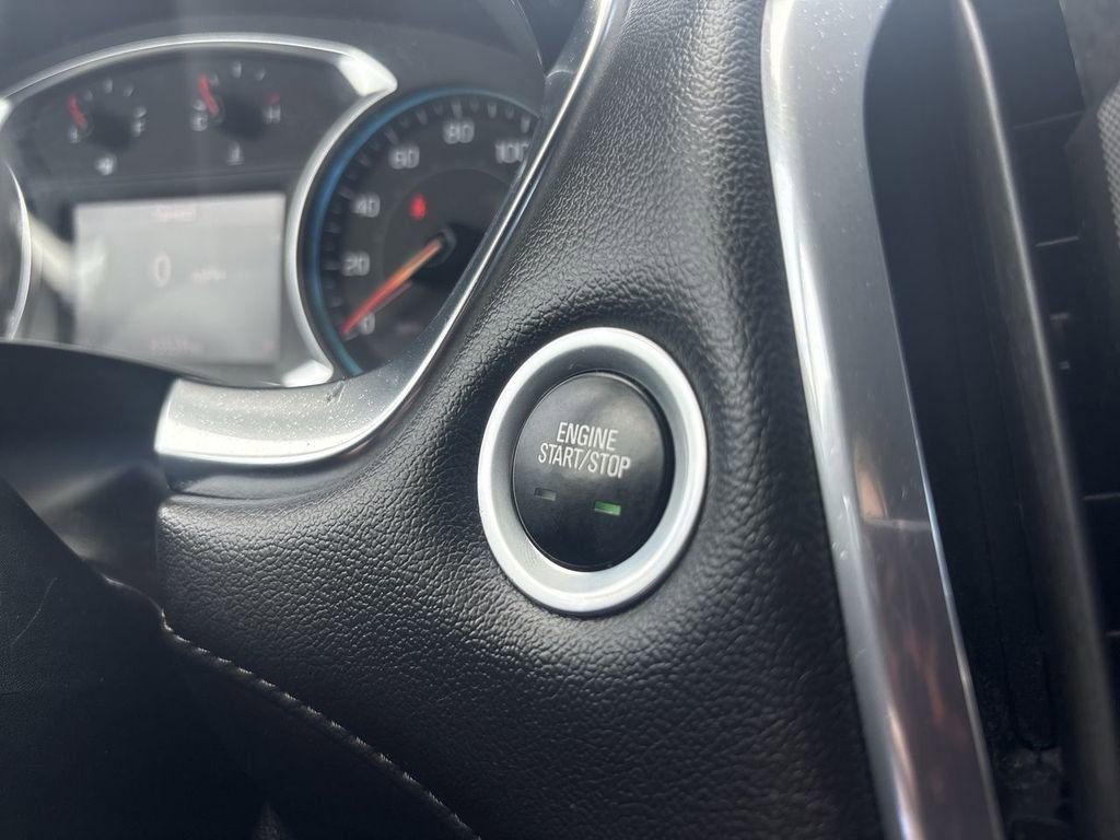 Certified 2023 Chevrolet Traverse LT image 16