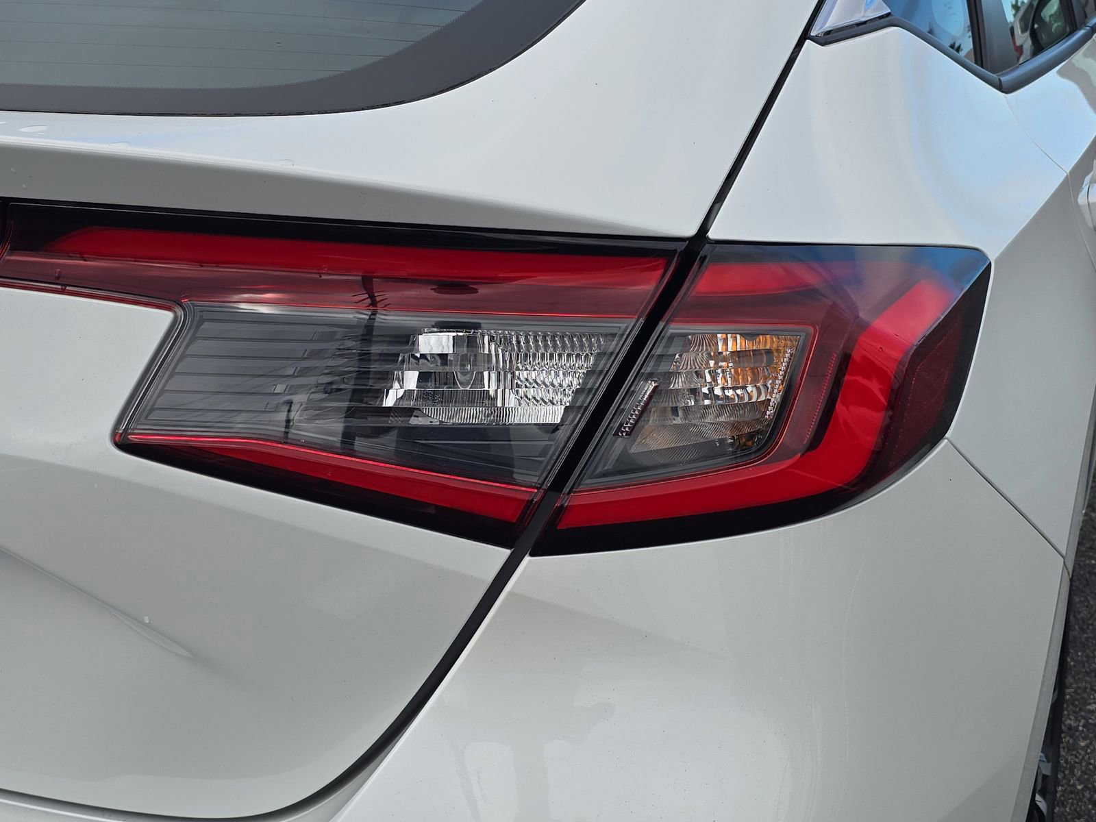 Used 2024 Honda Civic EX-L image 8