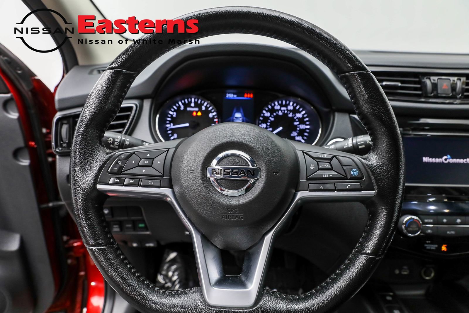 Used 2022 Nissan Rogue Sport SV w/ Technology Package AWD/4WD image 10