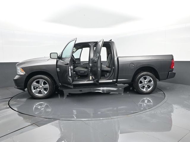 Used 2019 RAM 1500 Express w/ Express Value Package AWD/4WD image 29