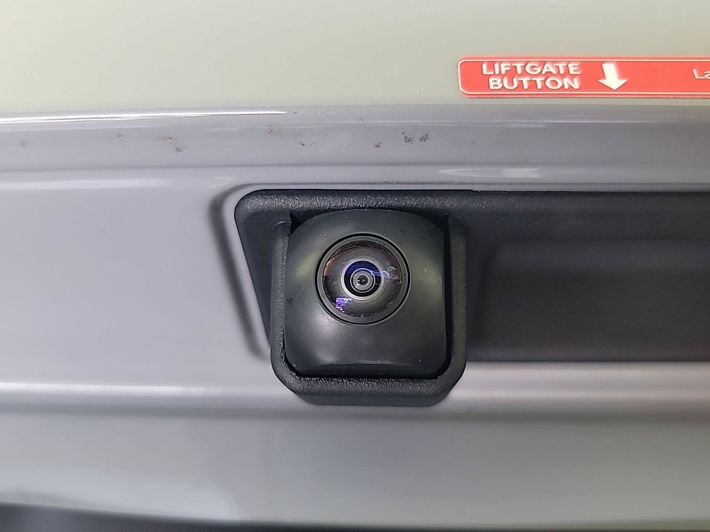 Used 2026 Kia Carnival SX FWD image 9