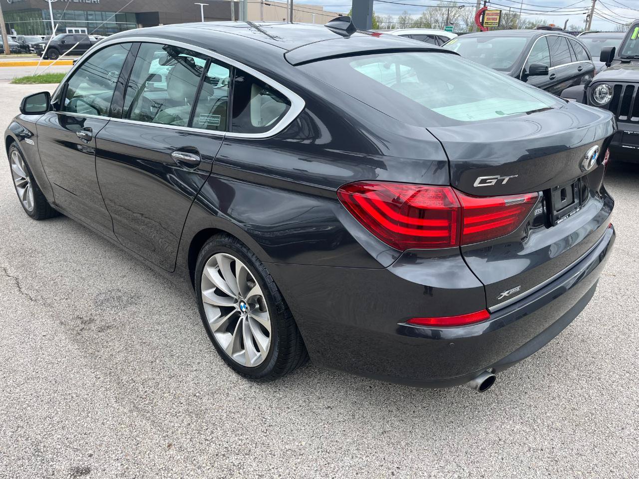 Used 2014 BMW 535i Gran Turismo xDrive AWD/4WD image 3