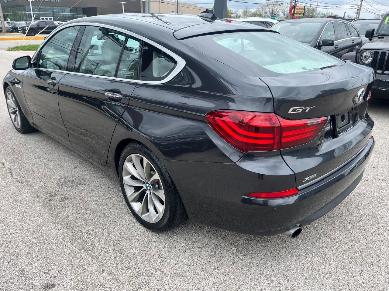 Used 2014 BMW 535i Gran Turismo xDrive AWD/4WD image 3