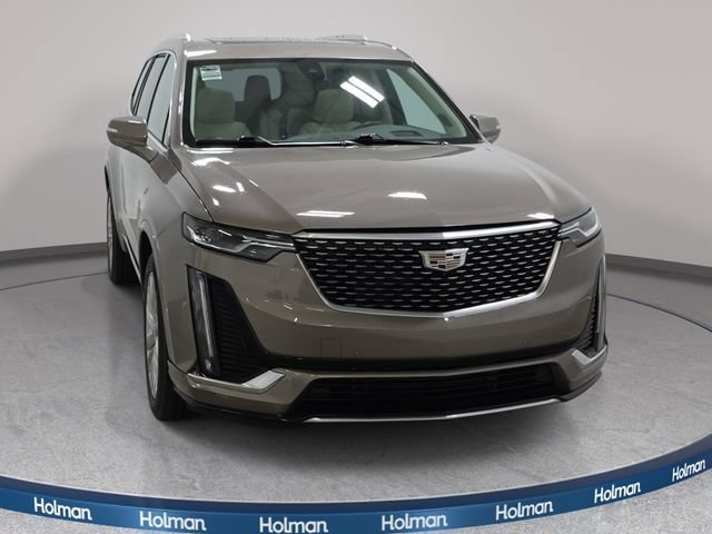 Used 2023 Cadillac XT6 Premium Luxury w/ Technology Package AWD/4WD image 2