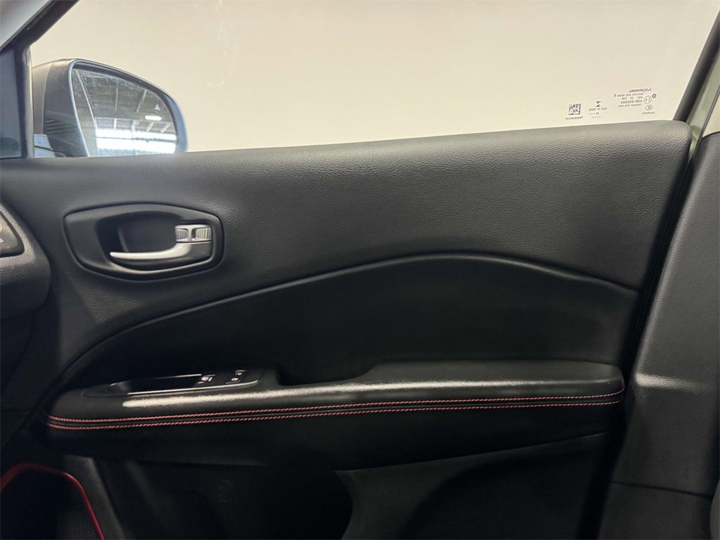 Used 2021 Jeep Compass Trailhawk image 29