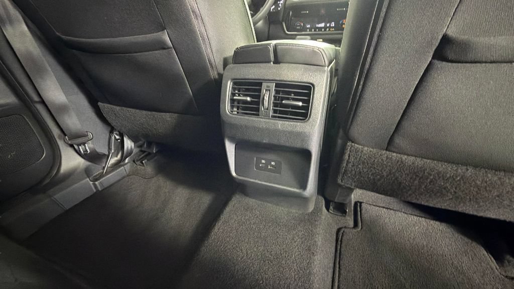 Used 2021 Nissan Rogue SV FWD image 29