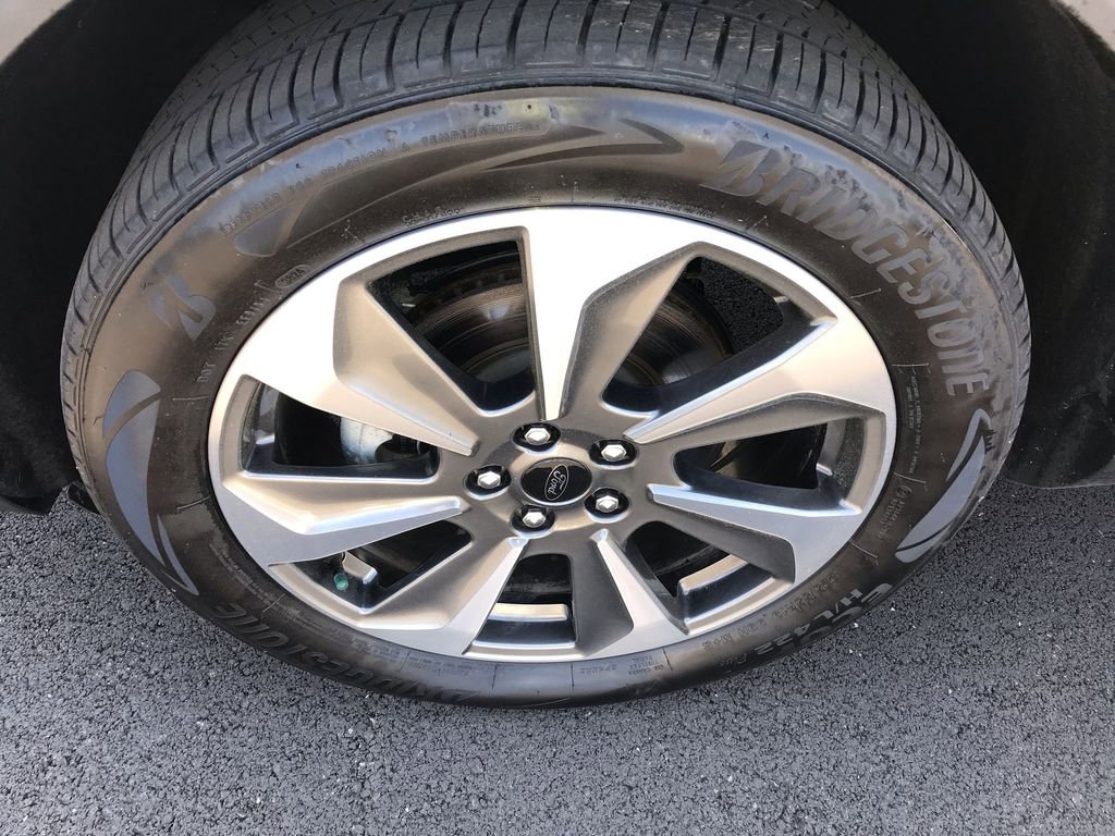 Used 2025 Ford Escape Platinum AWD/4WD image 10