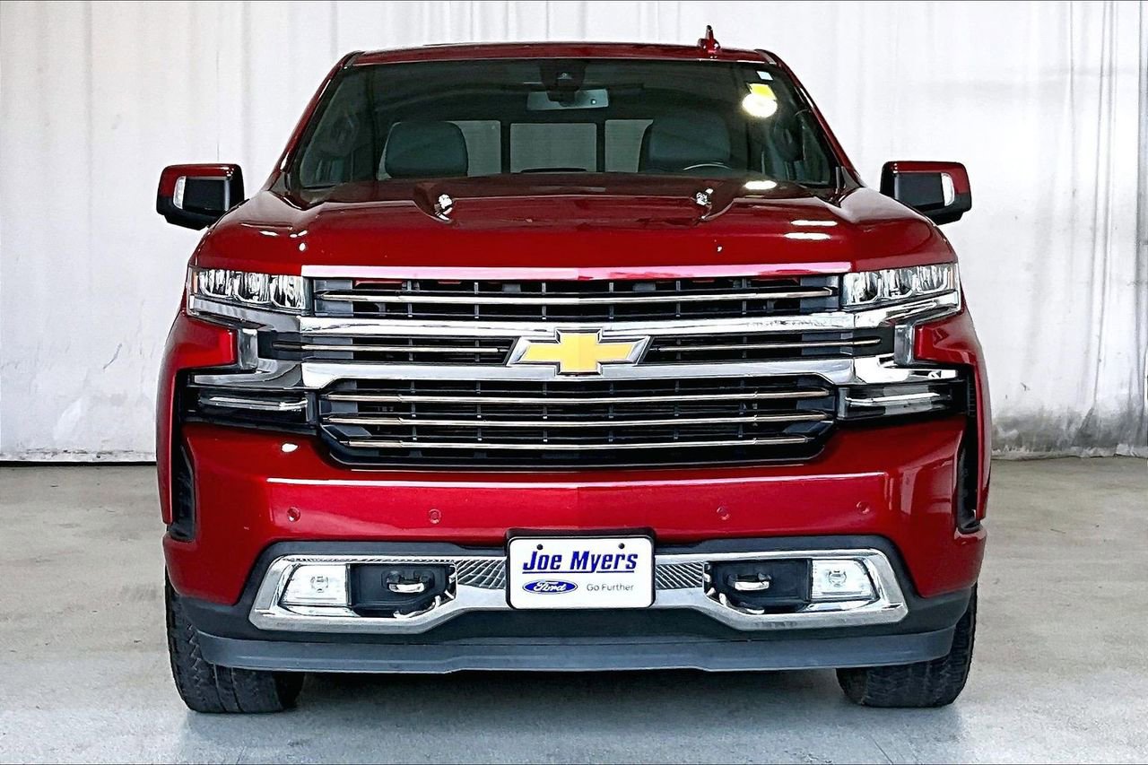 Used 2022 Chevrolet Silverado 1500 High Country w/ Safety Package II image 2
