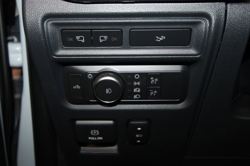 Used 2022 Ford F150 XLT w/ Equipment Group 302A High AWD/4WD image 9