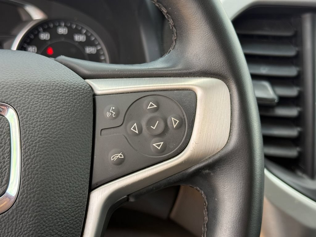 Used 2023 GMC Acadia SLT AWD/4WD image 18