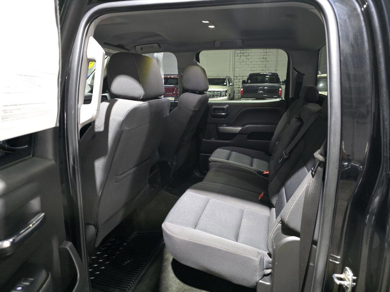 Used 2018 Chevrolet Silverado 1500 LT w/ All Star Edition image 30