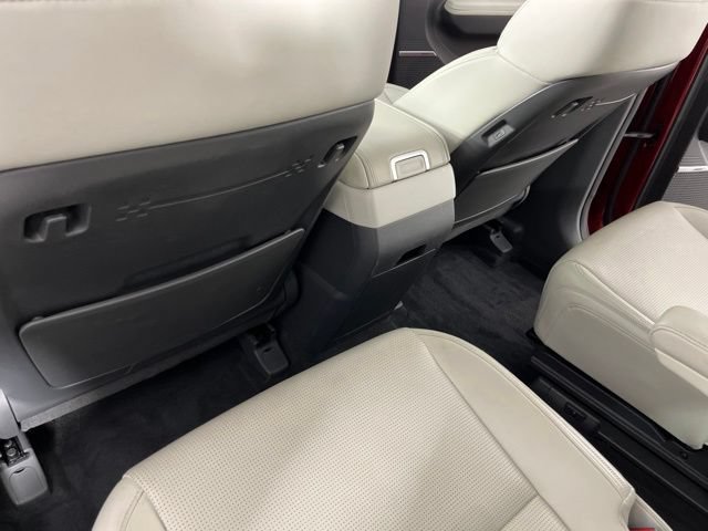 Used 2024 Hyundai Santa Fe Calligraphy FWD image 44