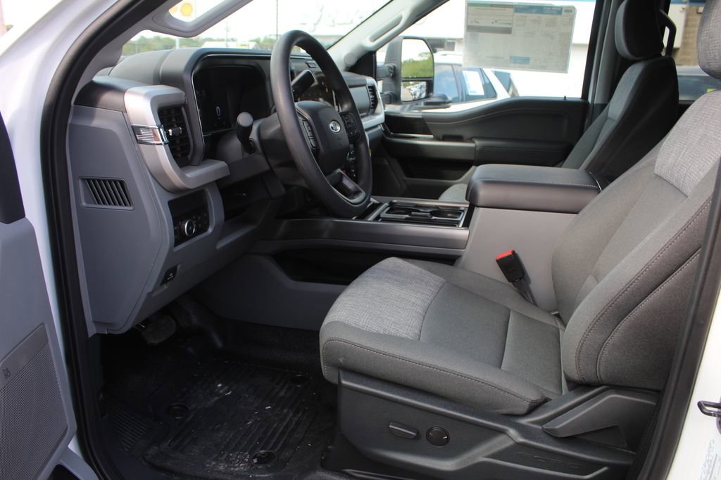 New 2026 Ford F350 XLT w/ XLT Premium Package image 36
