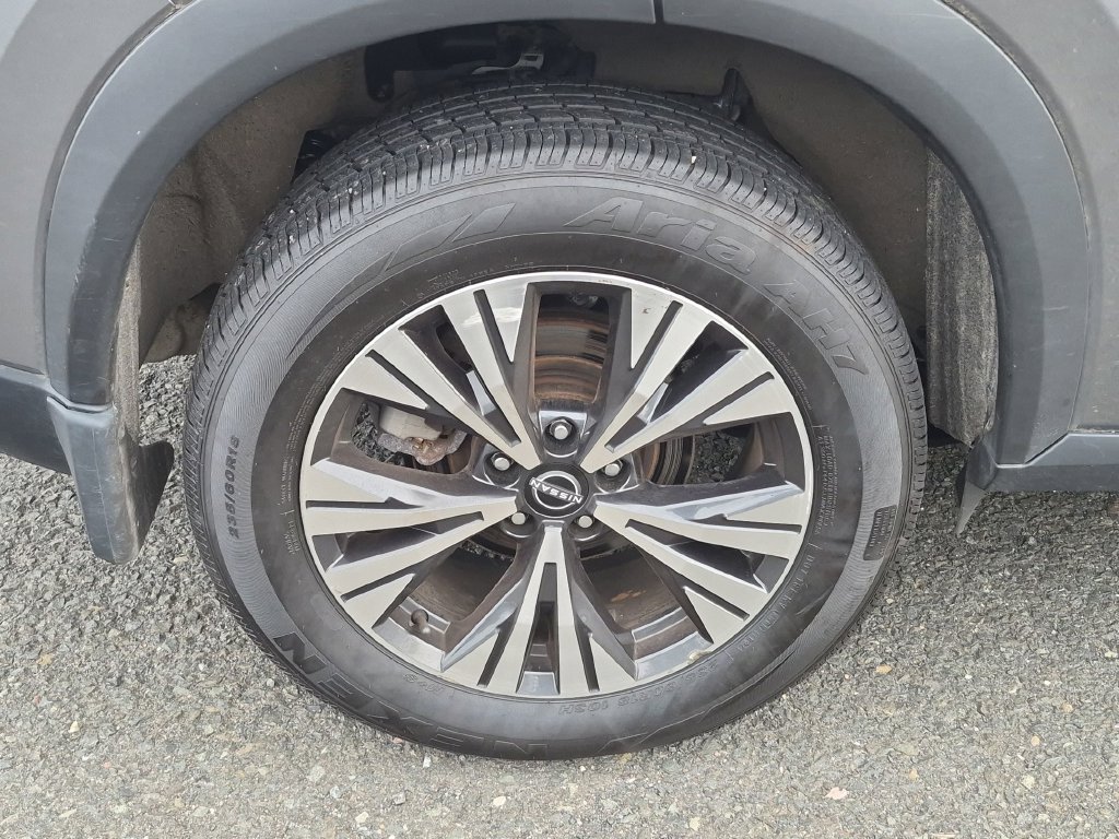Used 2023 Nissan Rogue SV AWD/4WD image 27