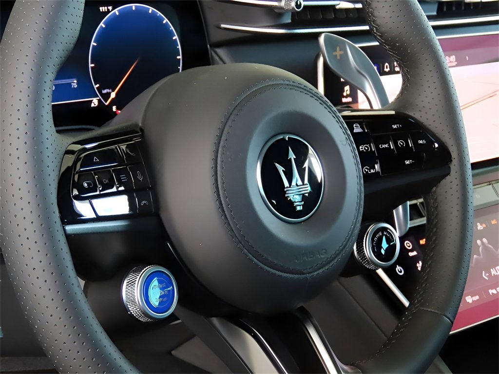 New 2024 Maserati Grecale GT image 28