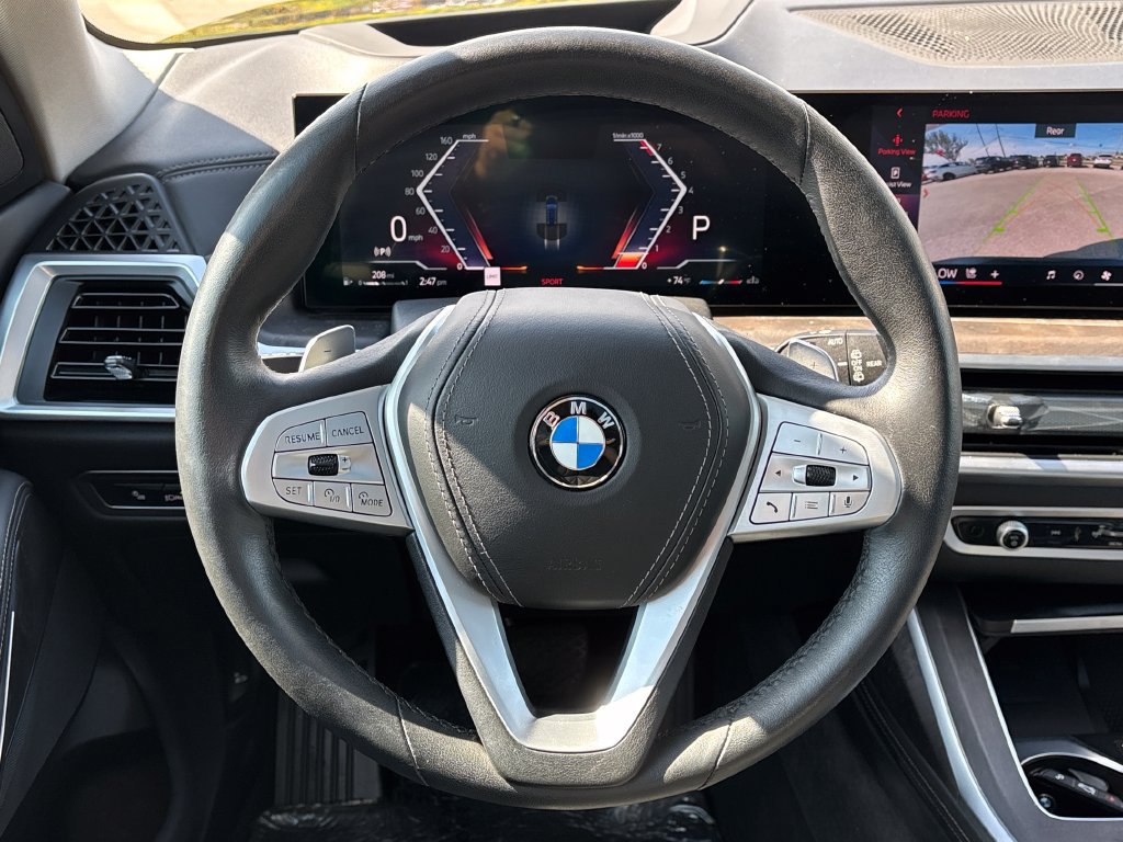 Used 2025 BMW X7 xDrive40i w/ Parking Assistance Package AWD/4WD image 19