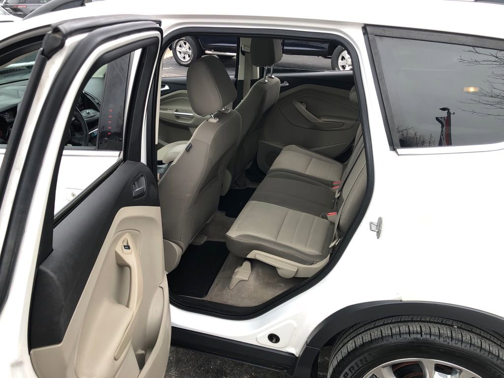 Used 2014 Ford Escape SE w/ Equipment Group 201A image 22