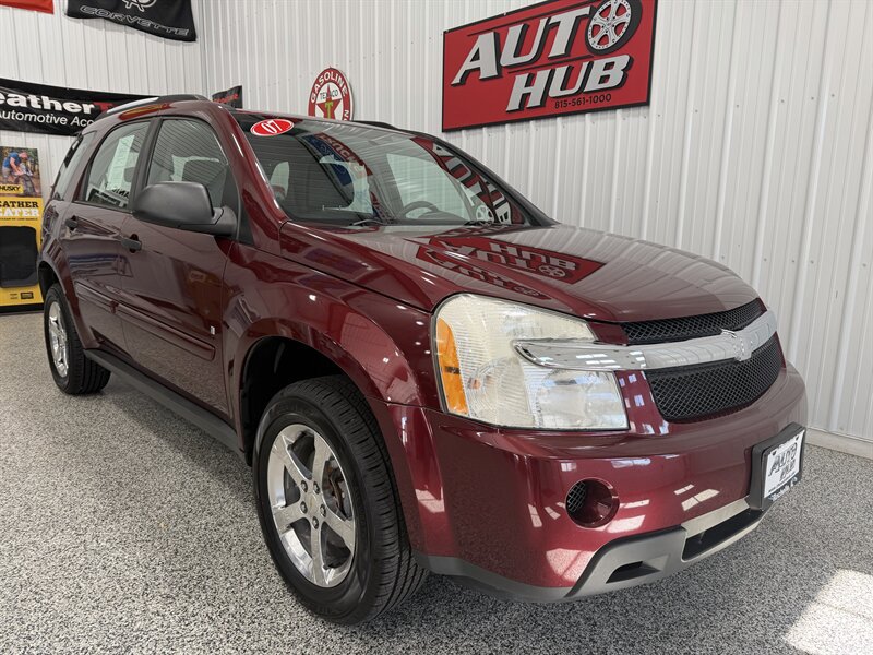 Used 2007 Chevrolet Equinox LS AWD/4WD image 4
