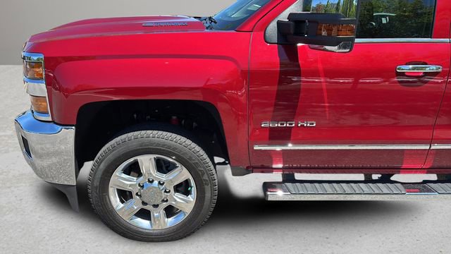 Used 2019 Chevrolet Silverado 2500 LTZ w/ Duramax Plus Package AWD/4WD image 32