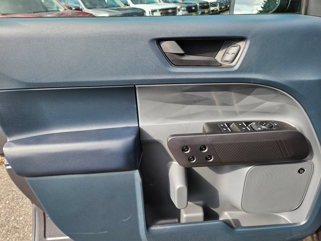 New 2026 Ford Maverick Lariat w/ Black Appearance Package AWD/4WD image 18