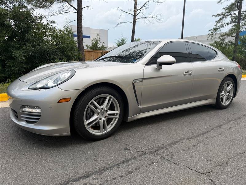 Used 2011 Porsche Panamera image 1