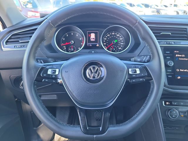 Used 2020 Volkswagen Tiguan SEL image 22