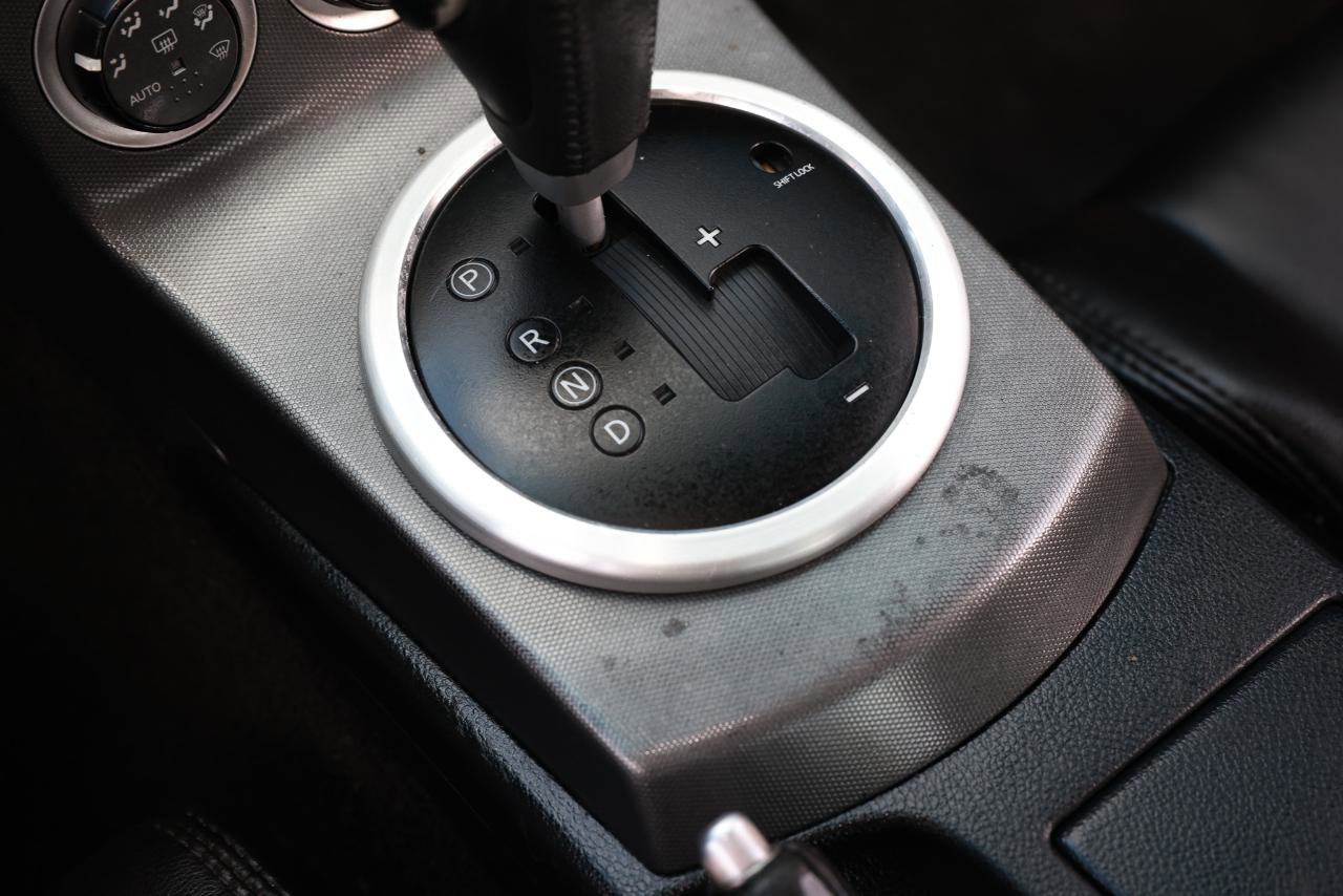 Used 2003 Nissan 350Z Touring RWD image 30