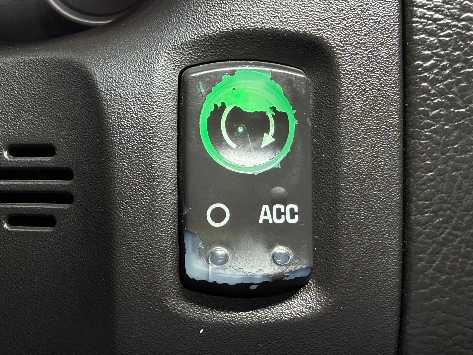 Used 2005 Chevrolet Corvette Coupe w/ Preferred Equipment Group RWD image 28
