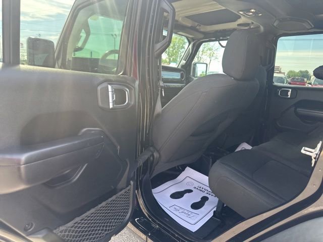 Used 2021 Jeep Wrangler Unlimited Sport AWD/4WD image 25