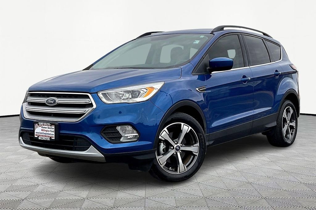 Used 2018 Ford Escape SEL image 2