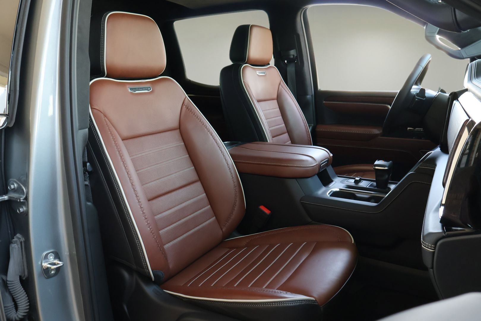 Used 2024 GMC Sierra 1500 Denali Ultimate AWD/4WD image 24